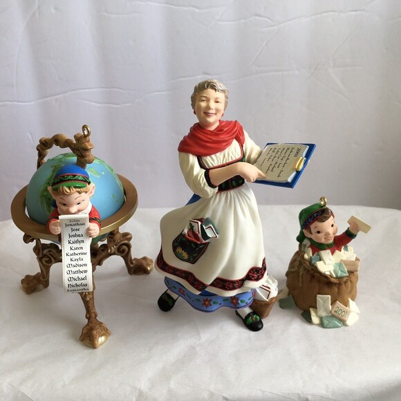 Hallmark LETTERA, GLOBUS & MRS. CLAUS Collectors Club 2001 Ornaments - Picture 3 of 4